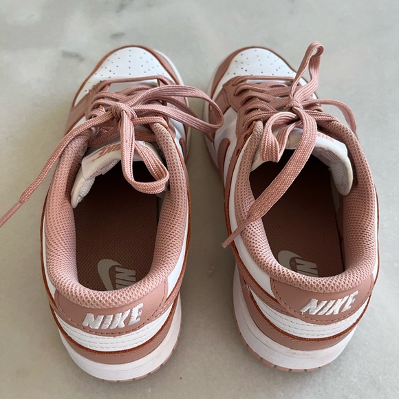Nike Dunk Women 7.5 Rose Whisper 6 Men - Picture 3 of 10